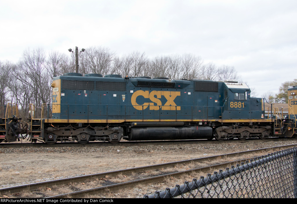 CSXT 8881